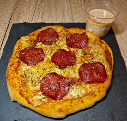 Cold Street Food Pizza Pepperoni + Dressing 